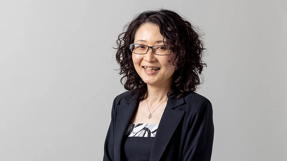 Prof. Hozumi Motohashi